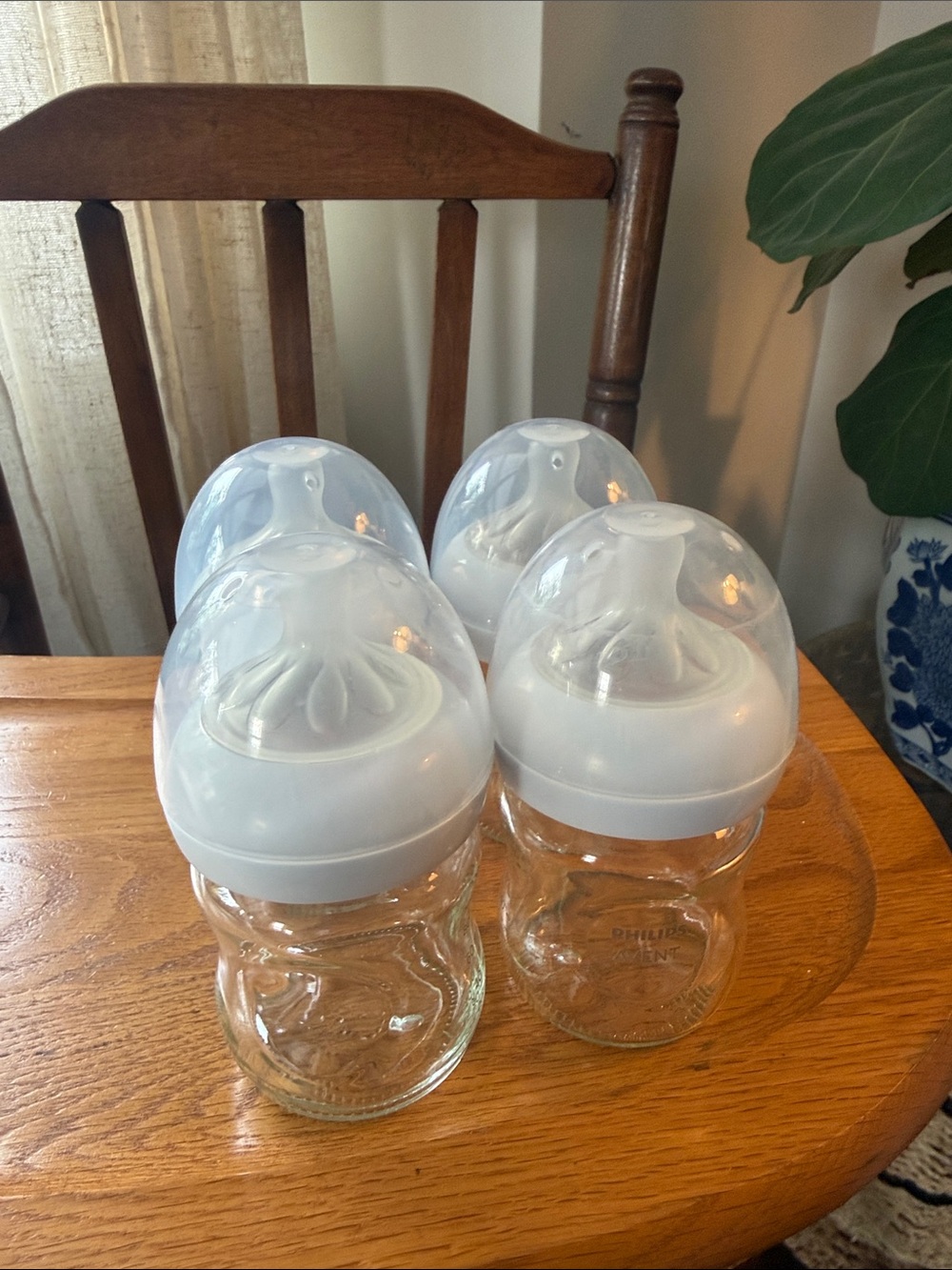 Clear Glass Baby Bottles w/ Nipples and Caps - Set of 4 Philips Avent 4 ounce